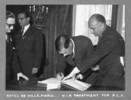 Hotel de Ville, Paris - VIP treatment for PCK